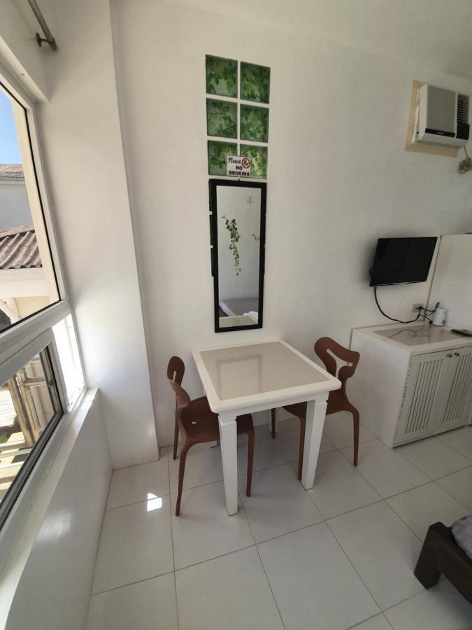 Clubboracay Apartelle Balabag  Buitenkant foto