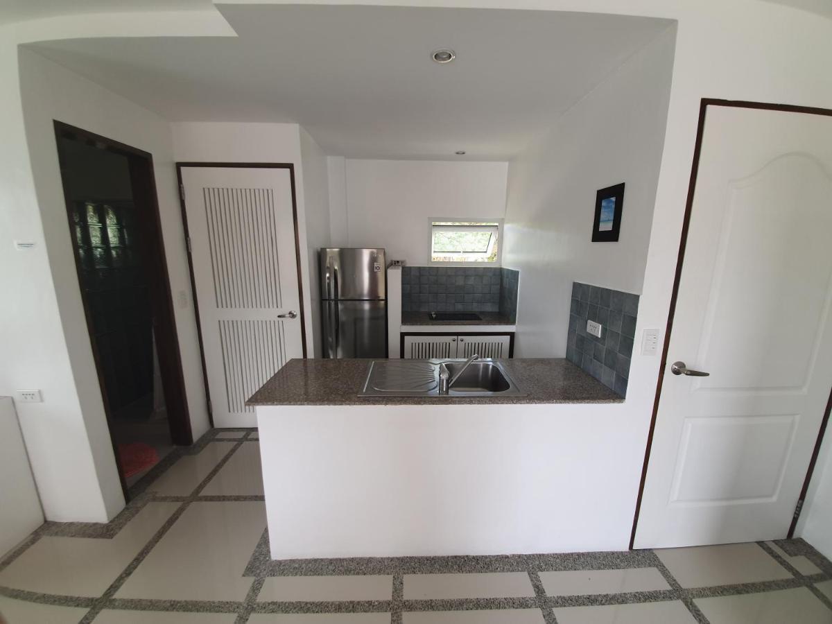 Clubboracay Apartelle Balabag  Buitenkant foto
